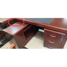 辦公桌